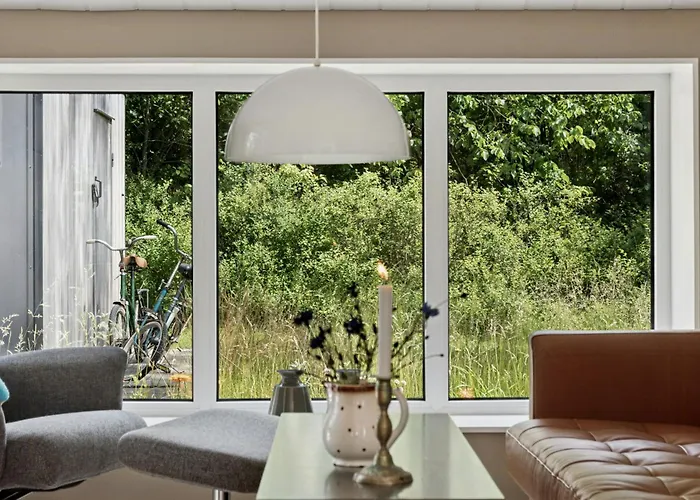 Semesterbostad Renovated Near Lyngsa *